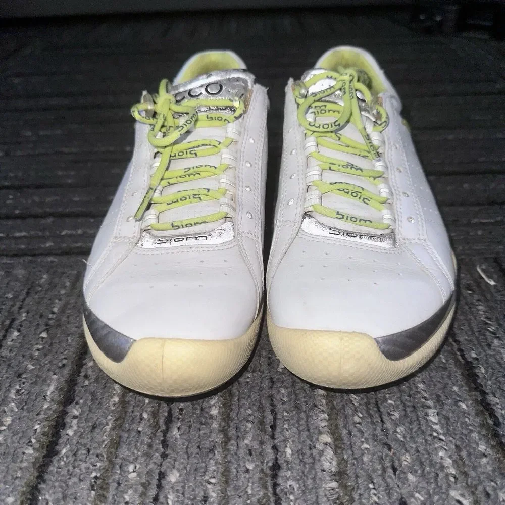Ecco Biom Hybrid Yak Leather Womens Size 5-5.5 White Grey Spikeless Golf‎ Shoes